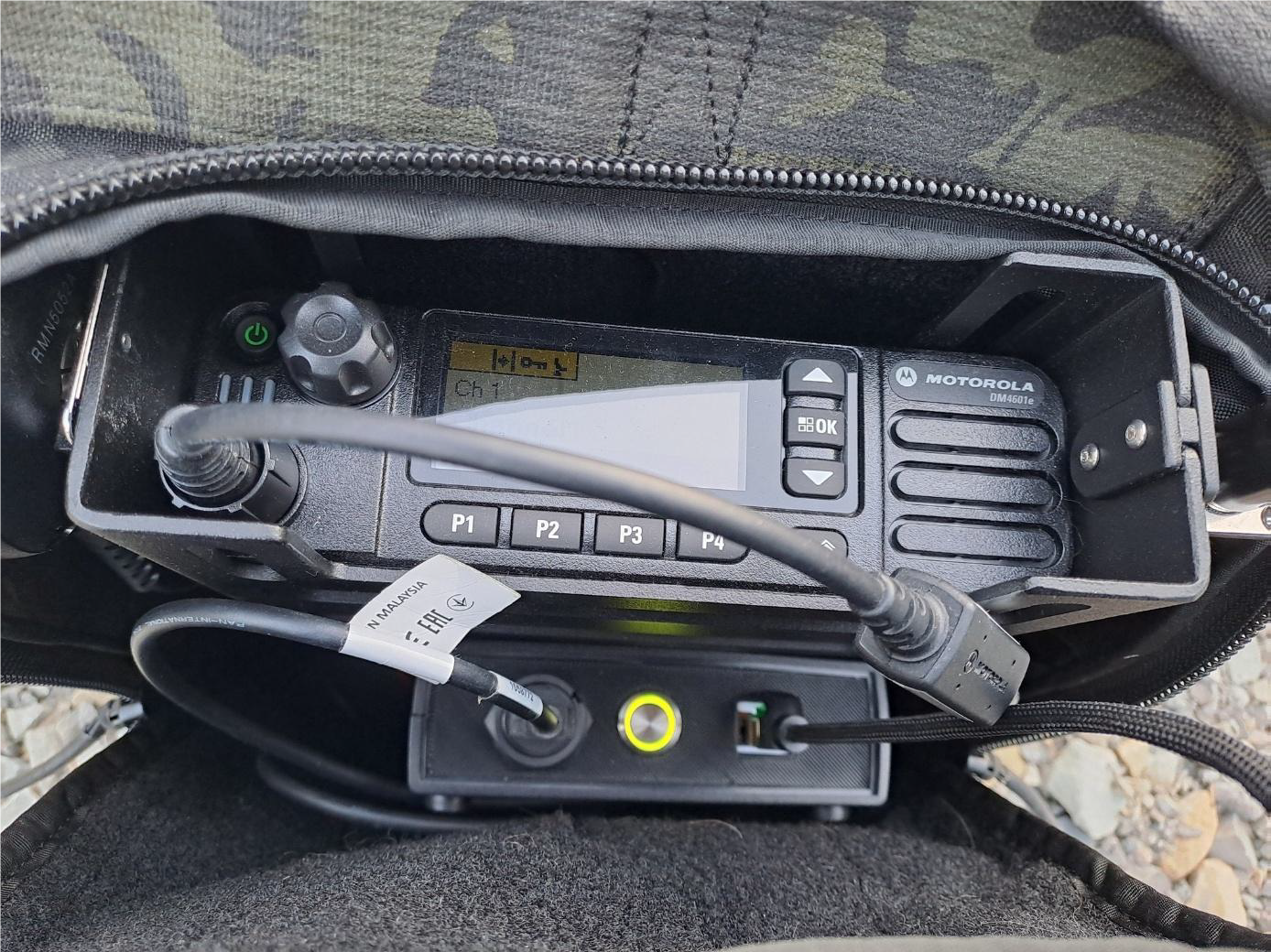 Transportable bagpack system for data transmission