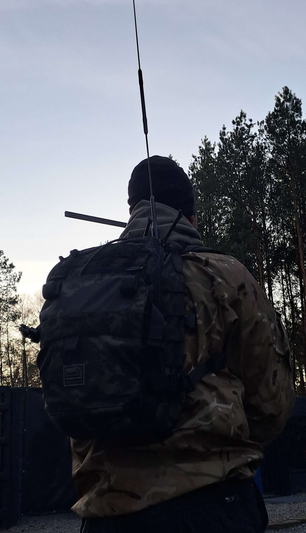 Transportable bagpack system for data transmission
